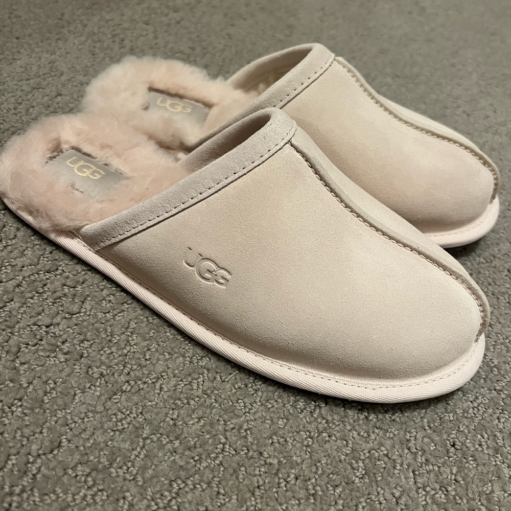 Brand new! Never worn Ugg Pearle Slippers